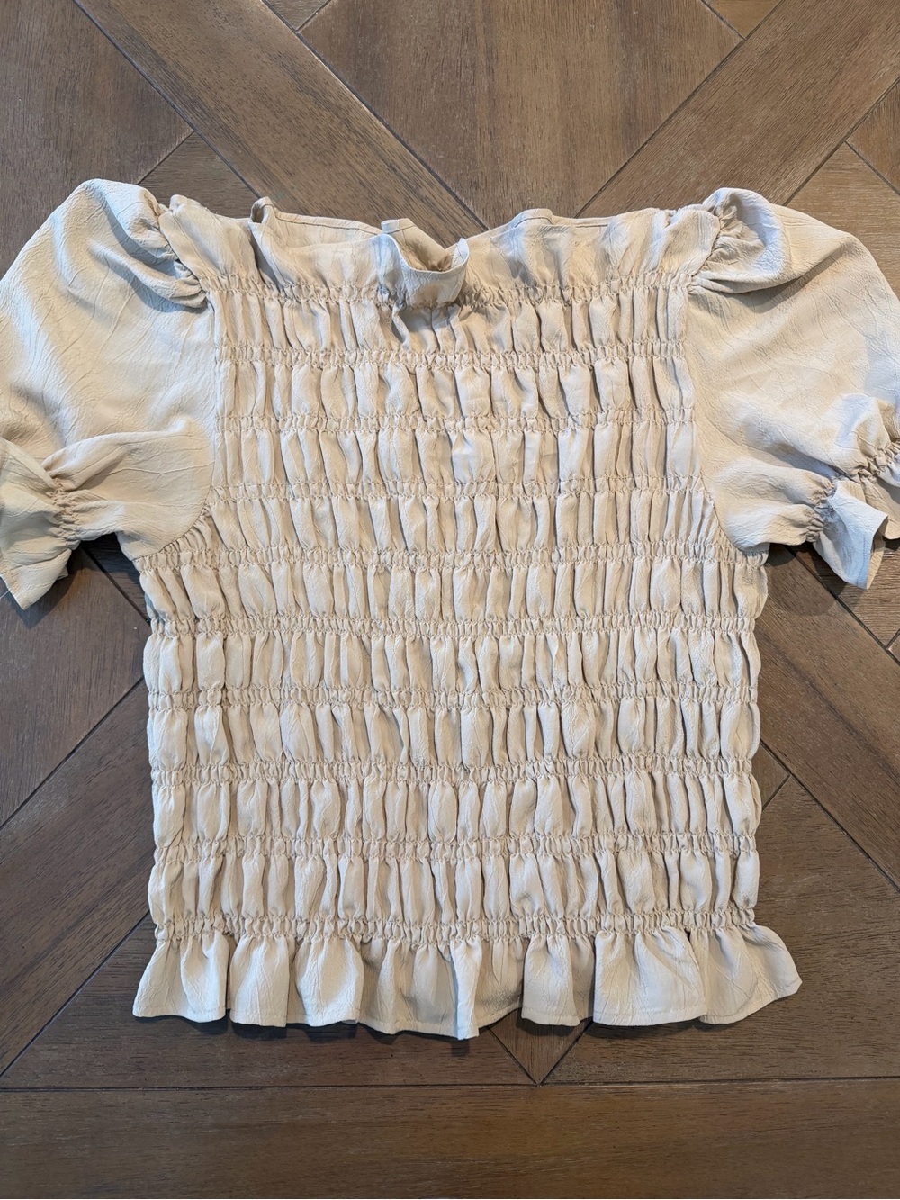 H&M Women's M Blouse Top Smocked Ruffle Short Puff Sleeves Beige